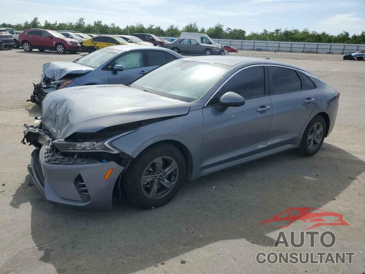 KIA K5 2023 - 5XXG14J20PG220587