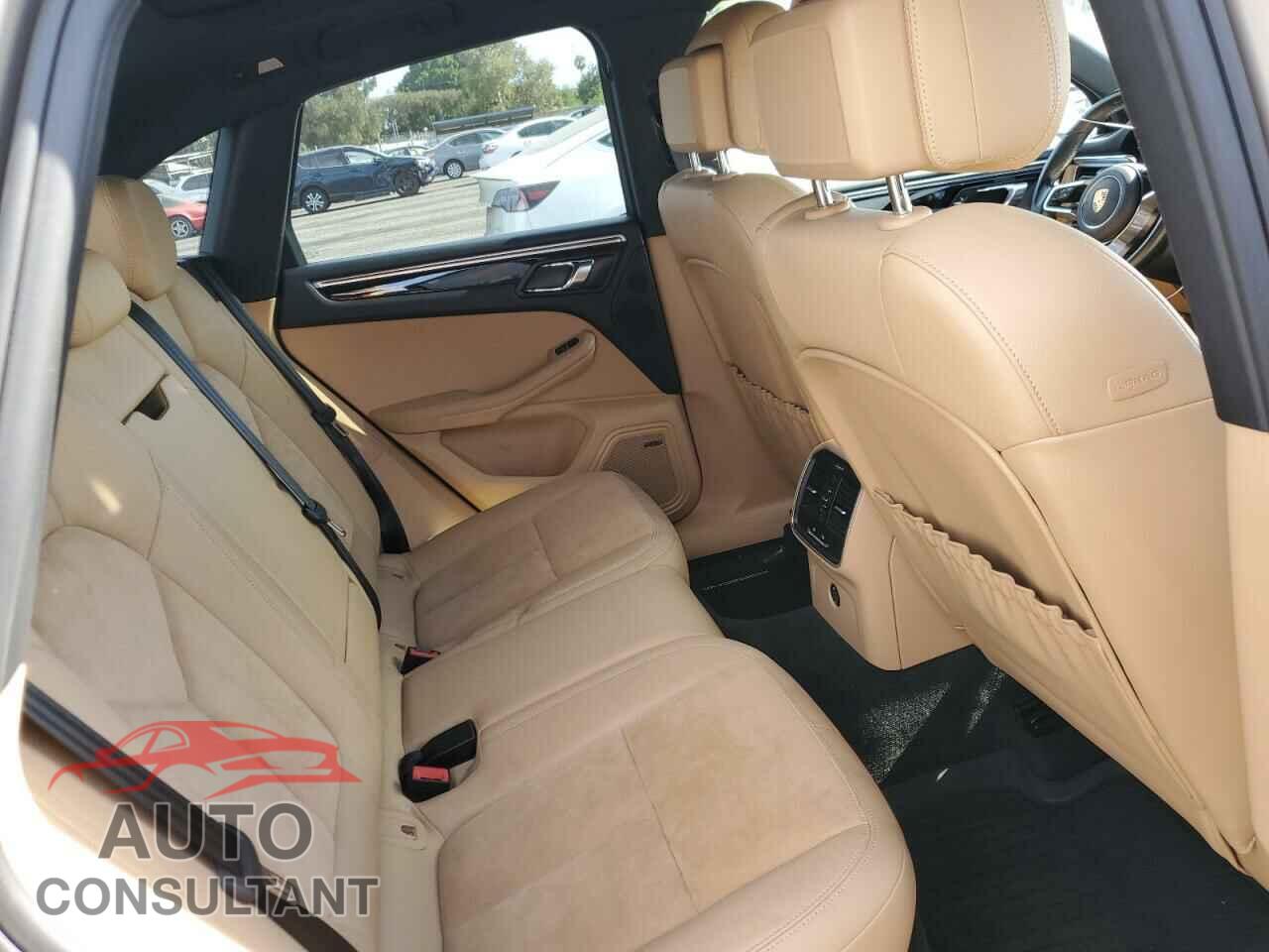 PORSCHE MACAN 2018 - WP1AA2A57JLB03776