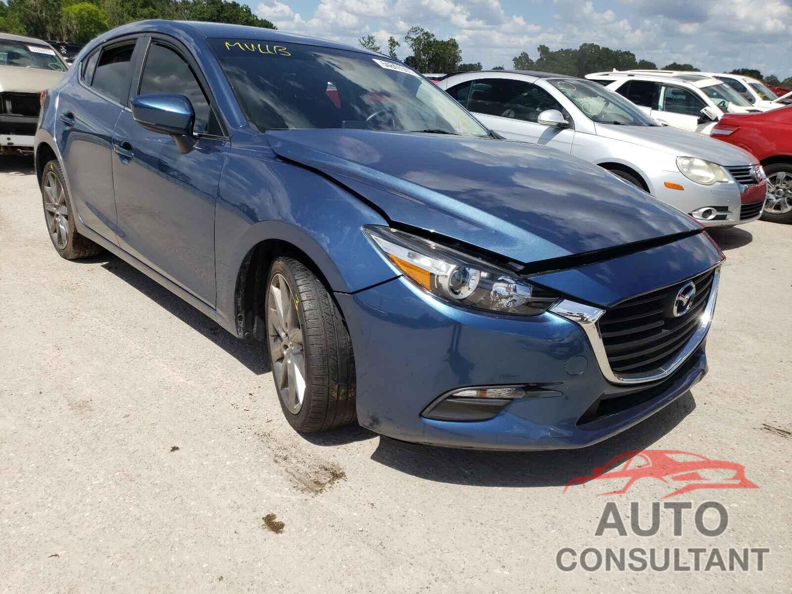 MAZDA 3 2018 - 3MZBN1L30JM261971