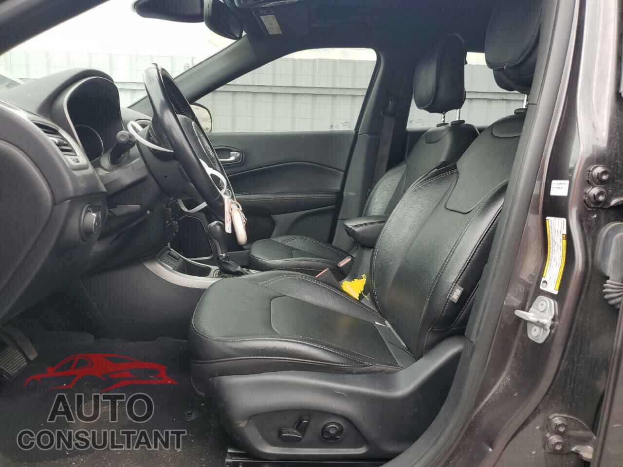 JEEP COMPASS 2021 - 3C4NJCEB4MT548722
