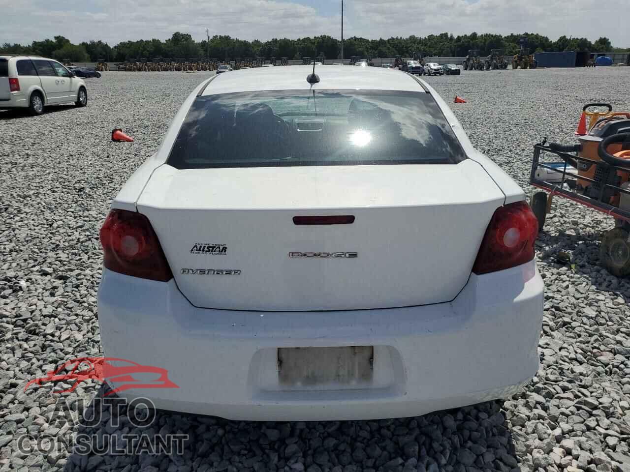 DODGE AVENGER 2013 - 1C3CDZAB8DN643117