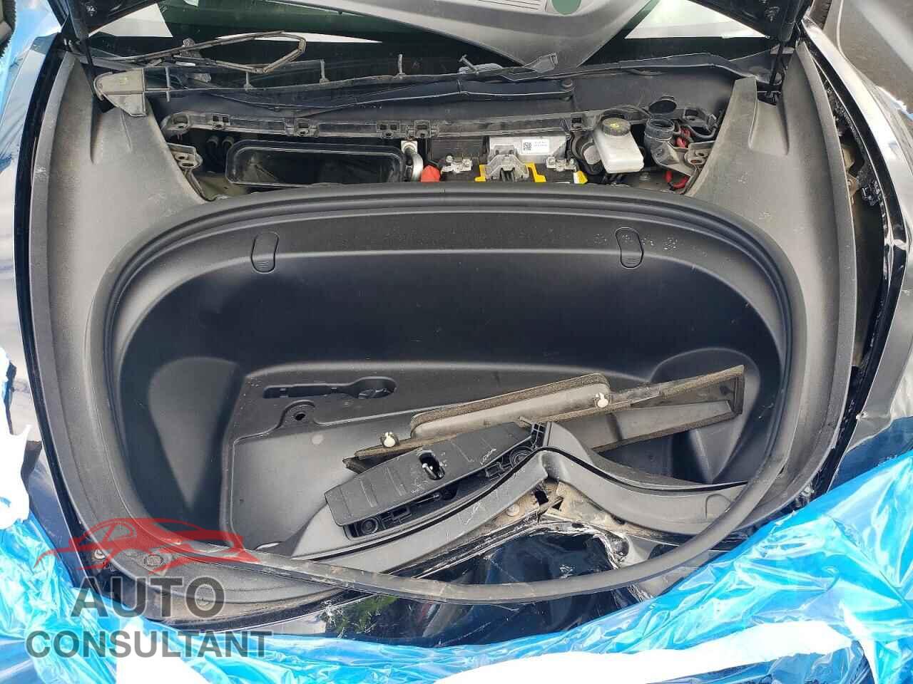 TESLA MODEL 3 2019 - 5YJ3E1EA4KF322585