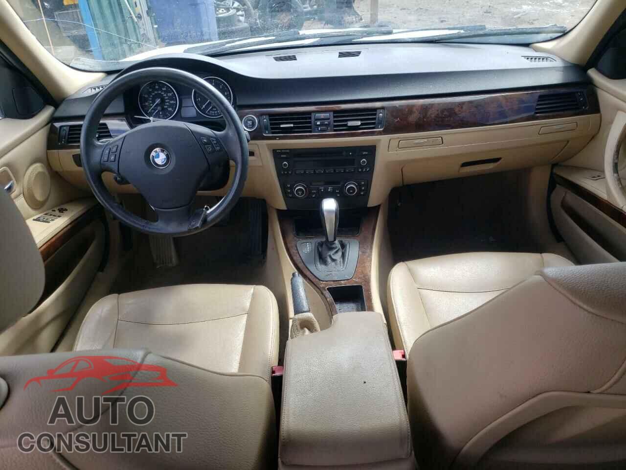 BMW 3 SERIES 2011 - WBAPH7G5XBNN04561
