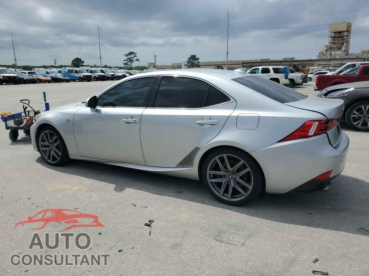 LEXUS IS 2014 - JTHBE1D26E5001254