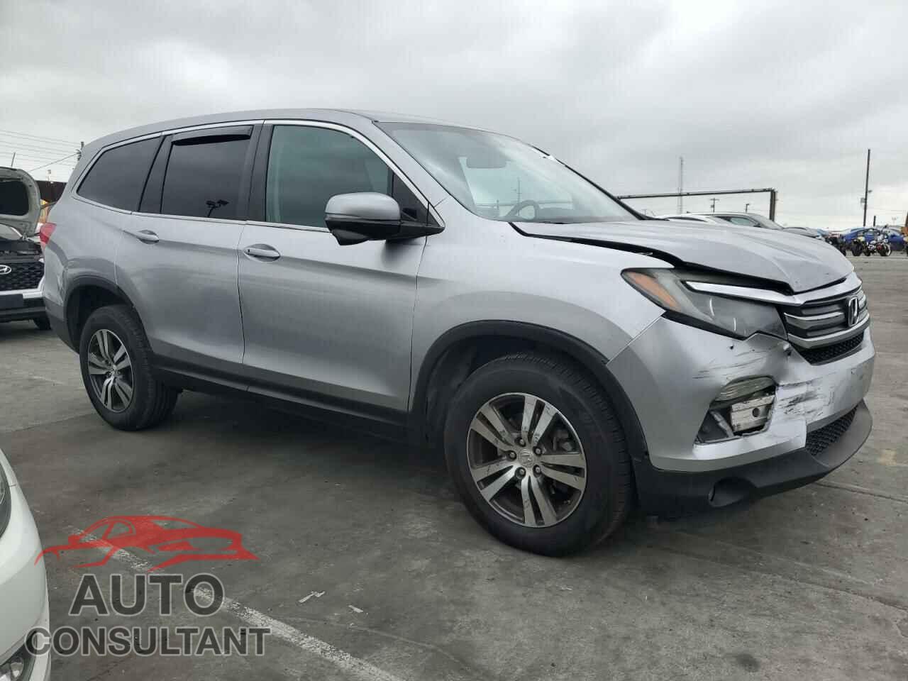 HONDA PILOT 2017 - 5FNYF6H36HB009673