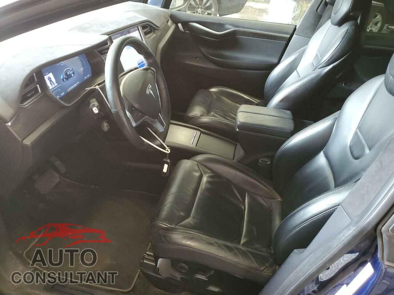 TESLA MODEL X 2017 - 5YJXCBE20HF043732