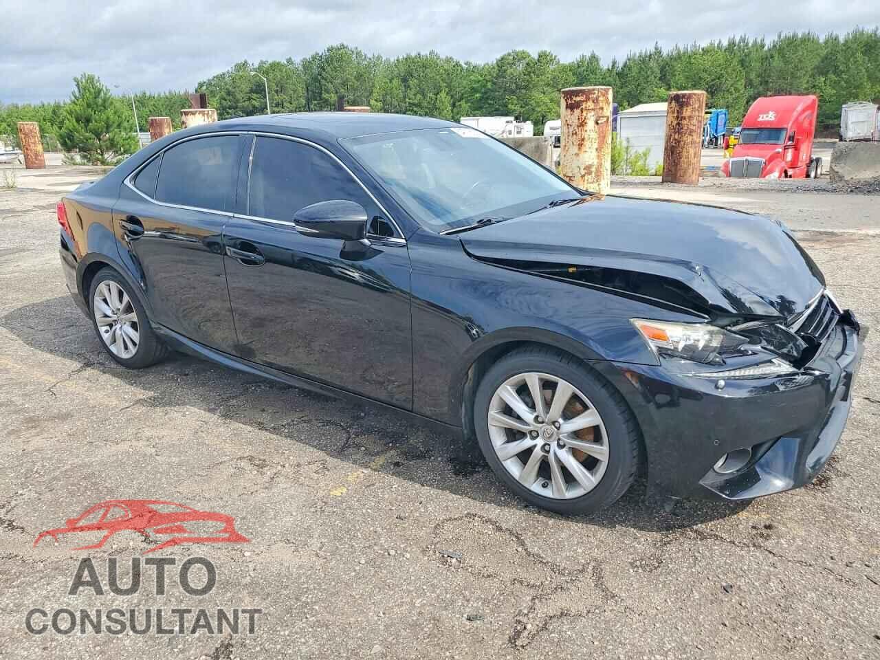 LEXUS IS 2014 - JTHCF1D25E5000520