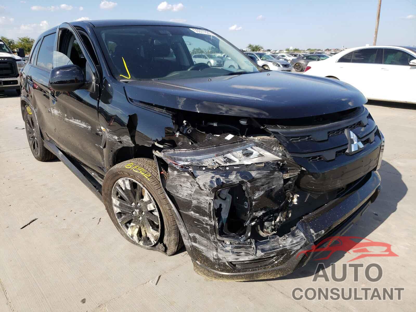 MITSUBISHI OUTLANDER 2021 - JA4APUAUXMU024677
