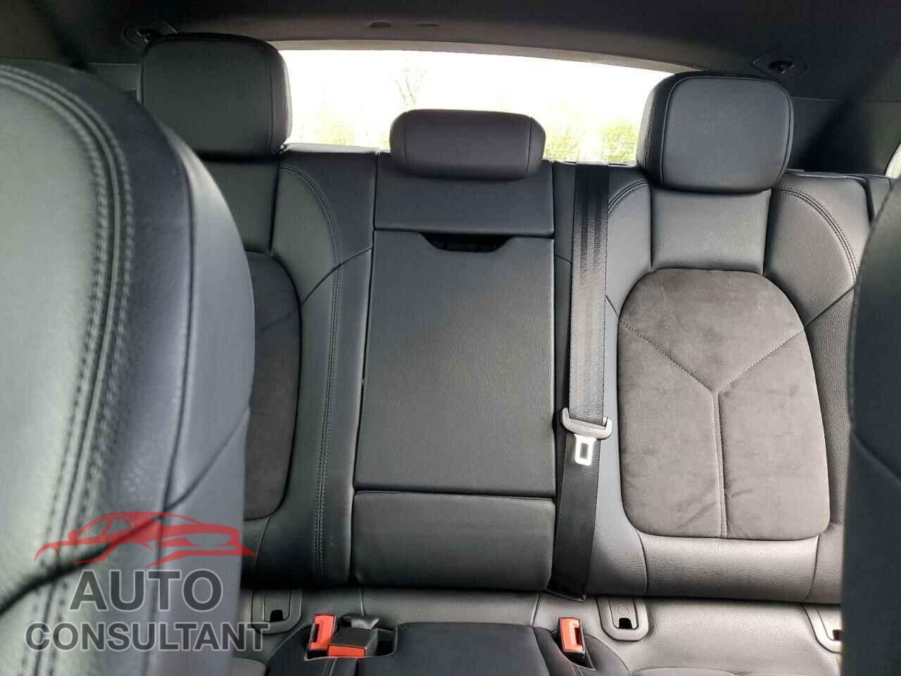 PORSCHE MACAN 2017 - WP1AB2A56HLB17109