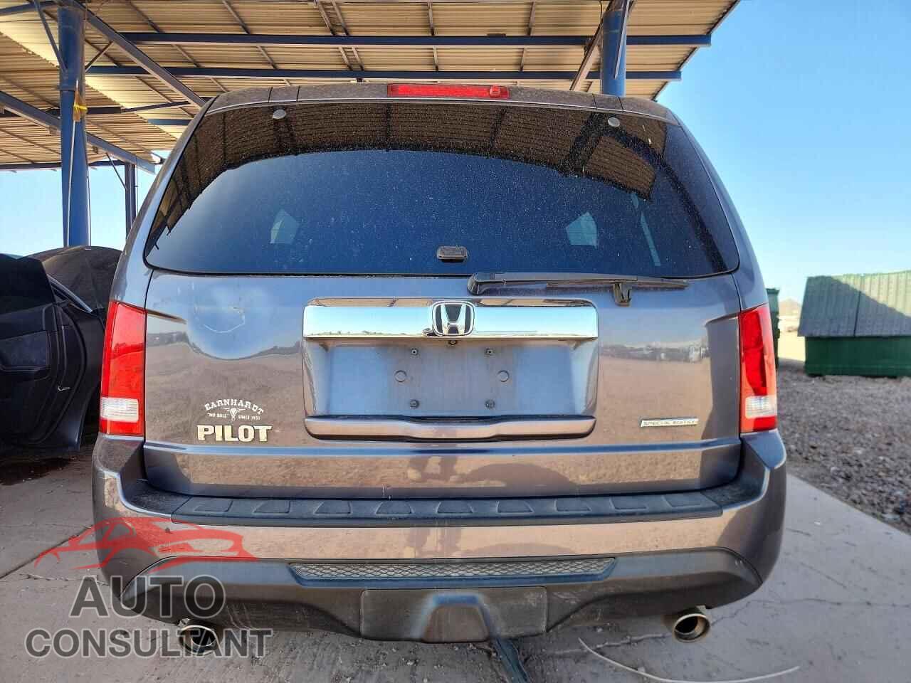 HONDA PILOT 2015 - 5FNYF3H35FB007375