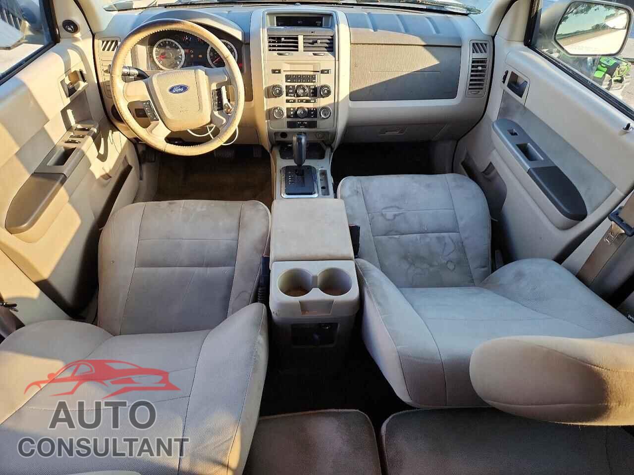 FORD ESCAPE 2010 - 1FMCU0DG2AKB60892