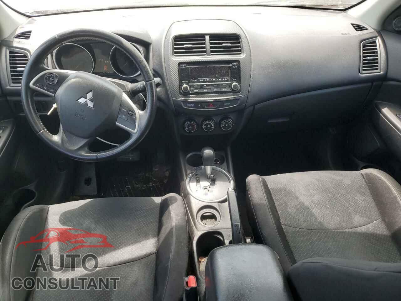 MITSUBISHI OUTLANDER 2015 - 4A4AP3AW4FE047637