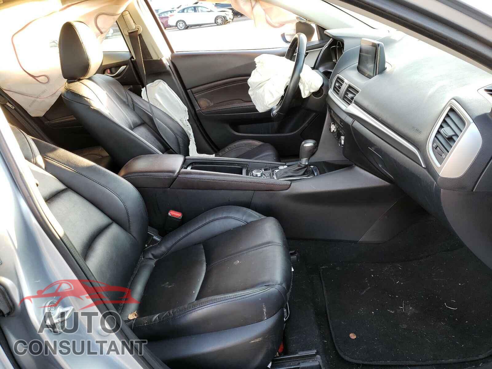 MAZDA 3 2017 - 3MZBN1V73HM107586