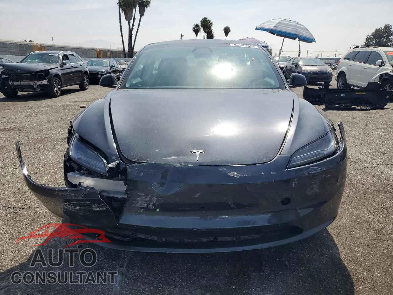 TESLA MODEL 3 2024 - 5YJ3E1EA6RF724277