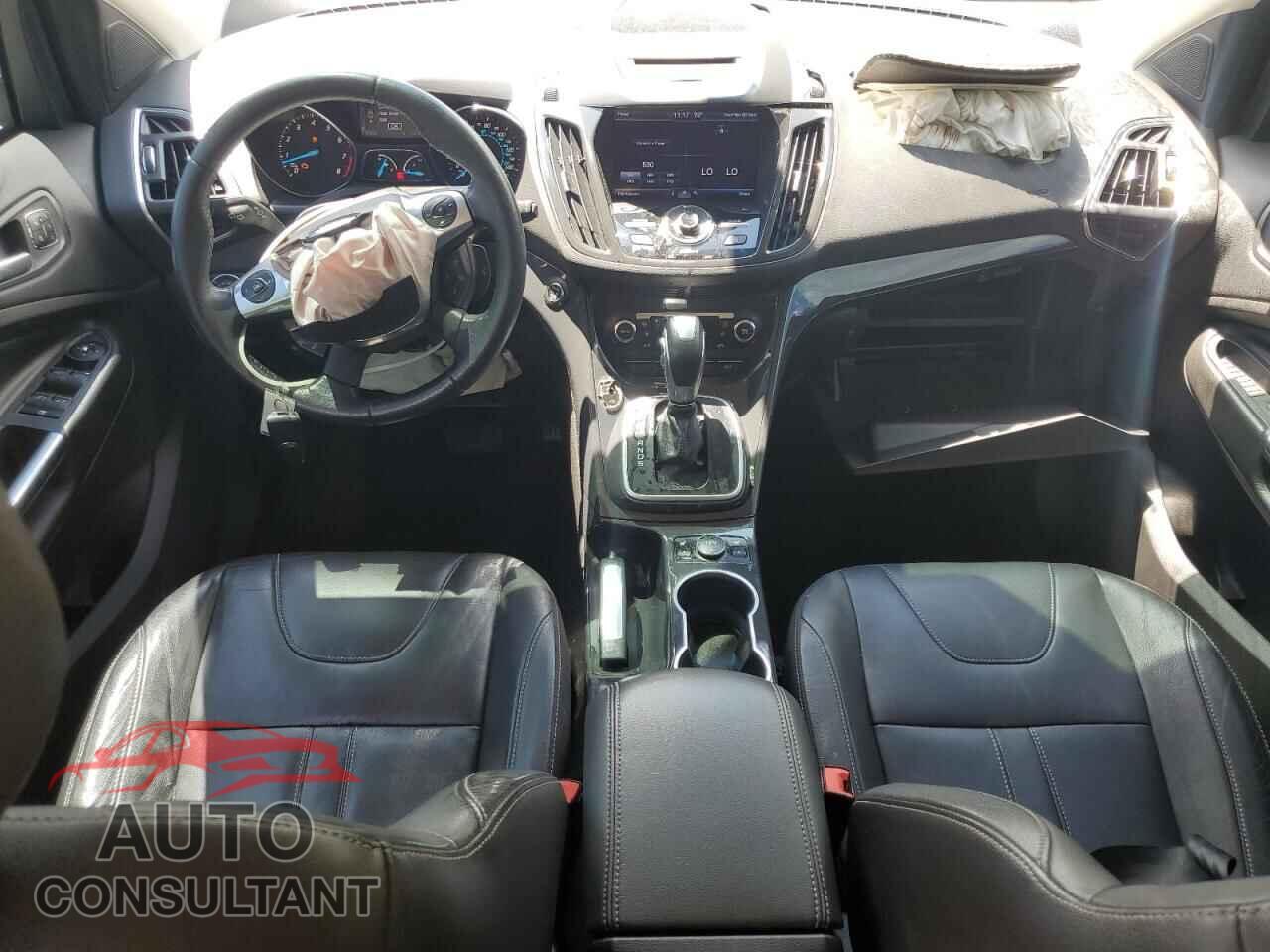 FORD ESCAPE 2013 - 1FMCU9J90DUB20104