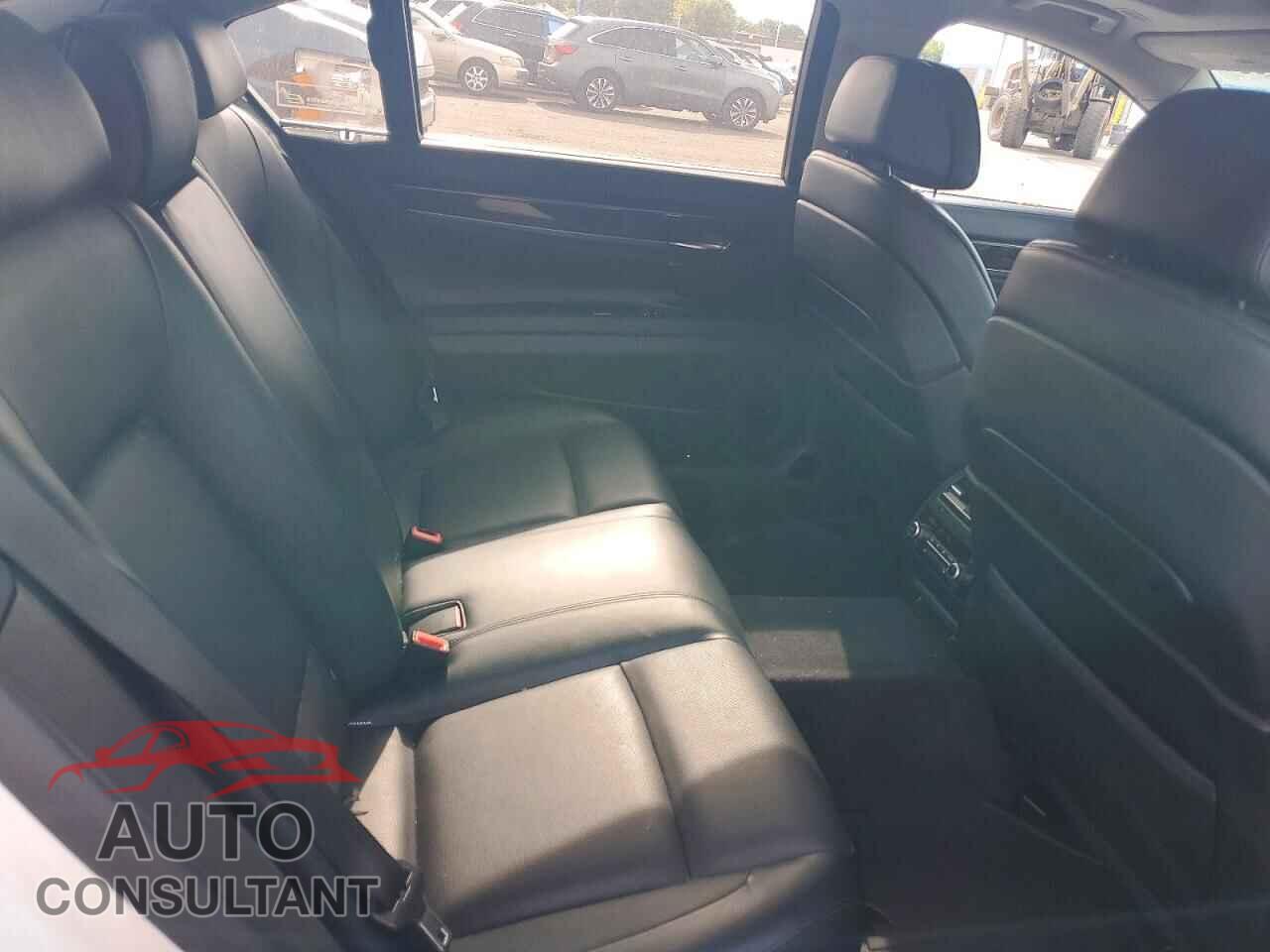 BMW 7 SERIES 2012 - WBAKC8C54CC434718
