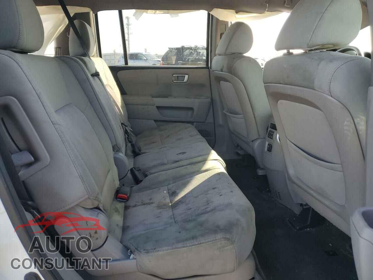 HONDA PILOT 2014 - 5FNYF4H48EB006086