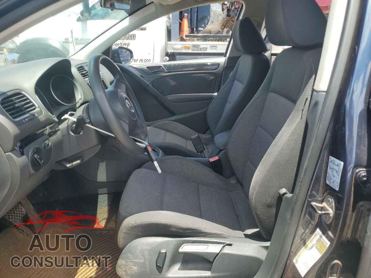 VOLKSWAGEN GOLF 2013 - WVWDB7AJ7DW044110