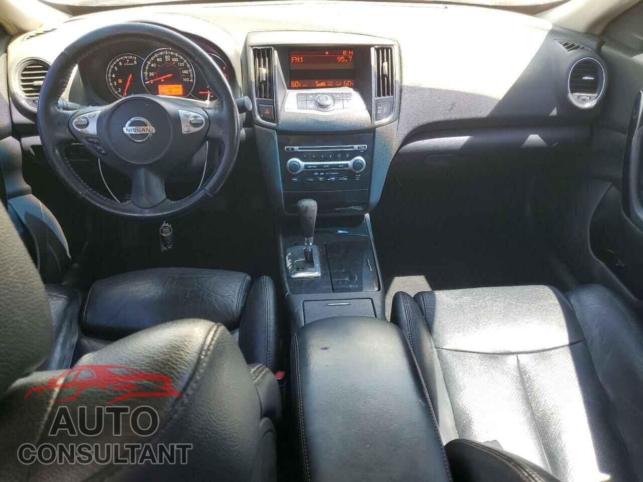 NISSAN MAXIMA 2010 - 1N4AA5AP5AC809123