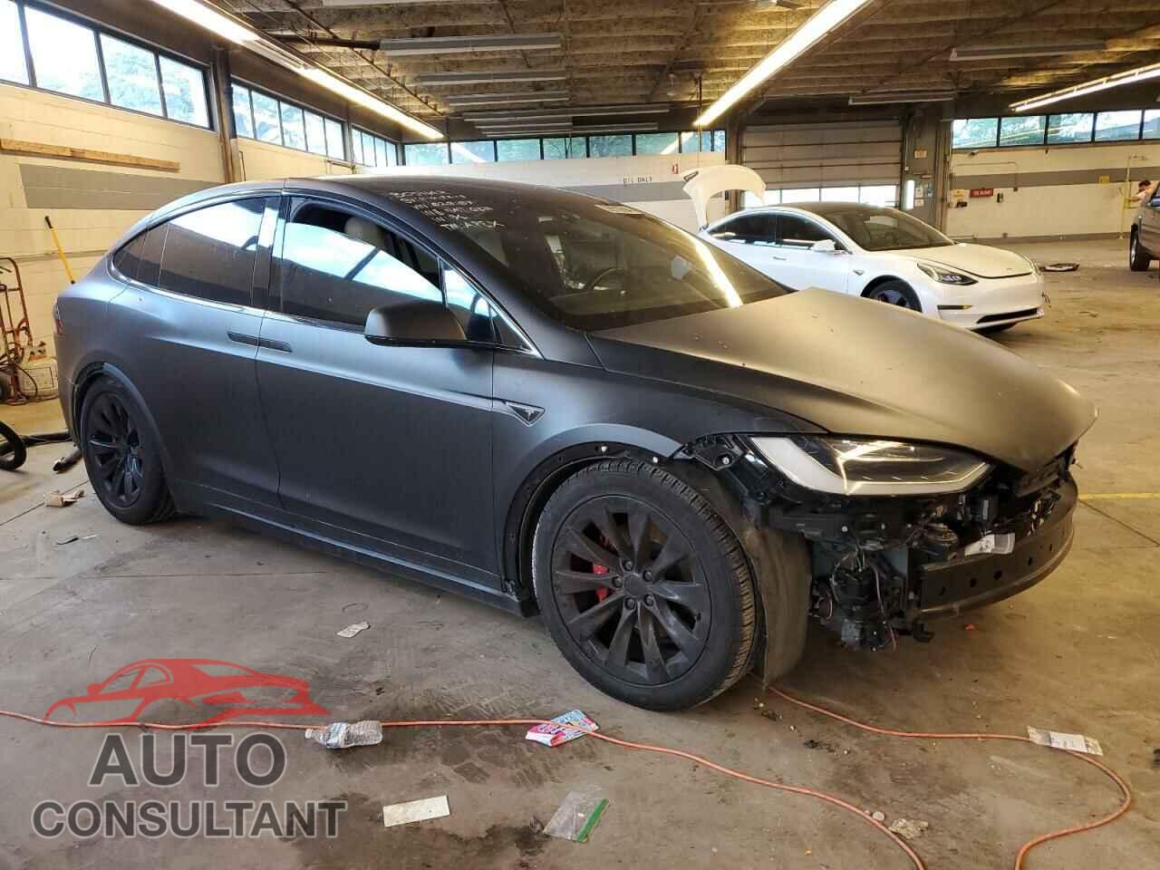 TESLA MODEL X 2016 - 5YJXCBE45GF020107