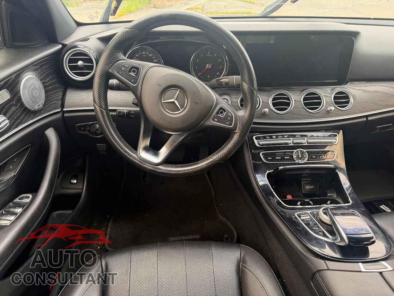 MERCEDES-BENZ E-CLASS 2017 - WDDZF4KB1HA012777