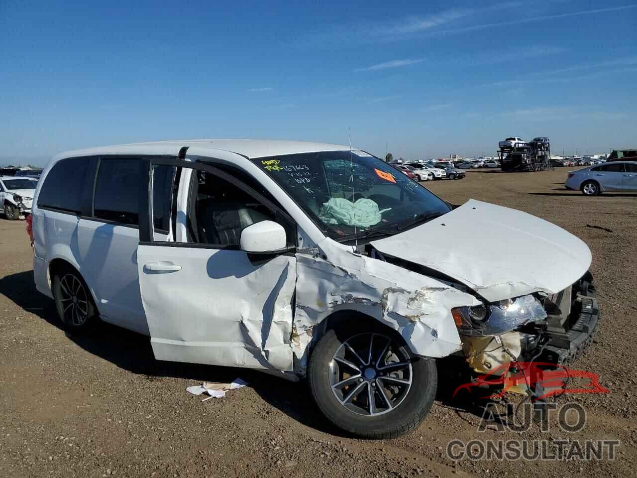 DODGE CARAVAN 2018 - 2C4RDGEG9JR214597