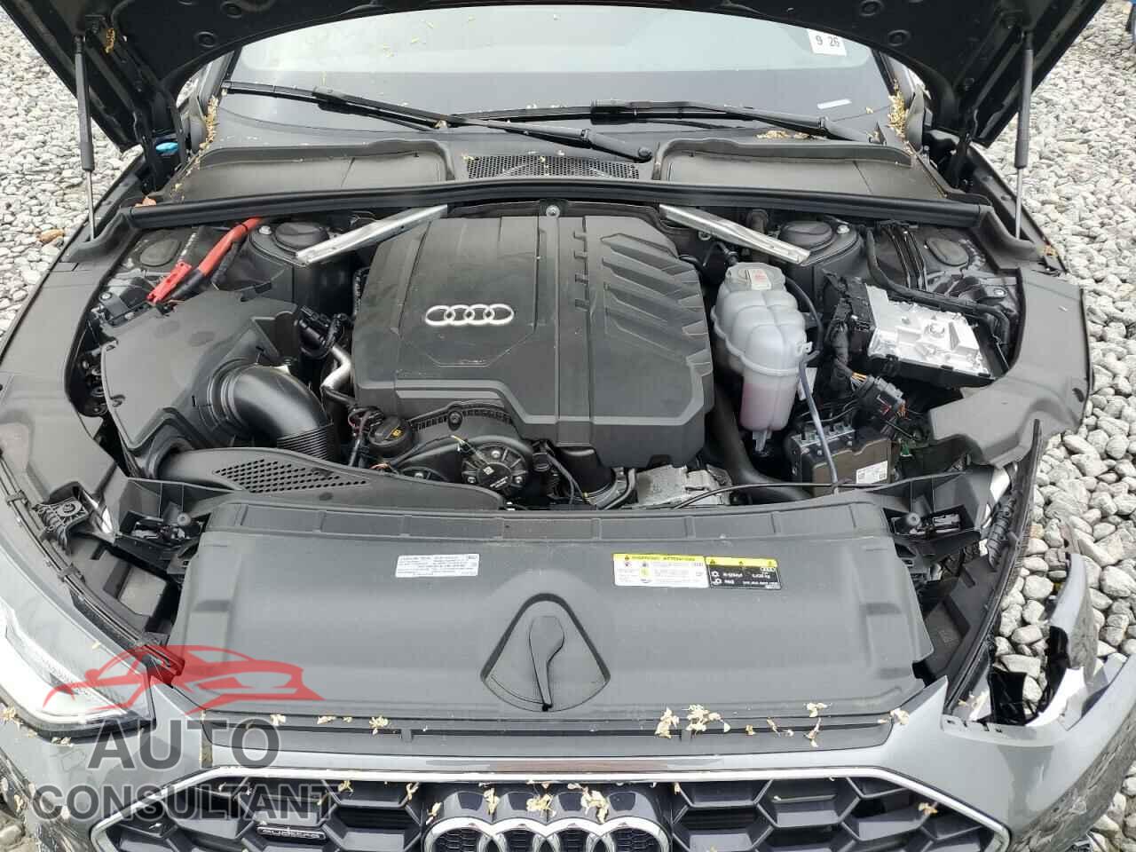 AUDI A4 2021 - WAUDAAF41MN011075