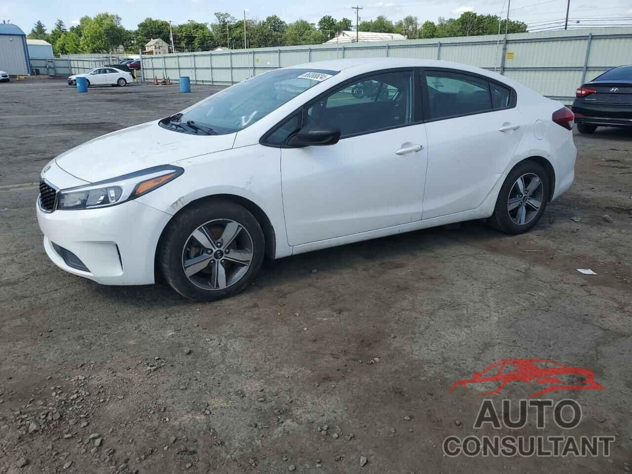 KIA FORTE 2018 - 3KPFL4A72JE210886