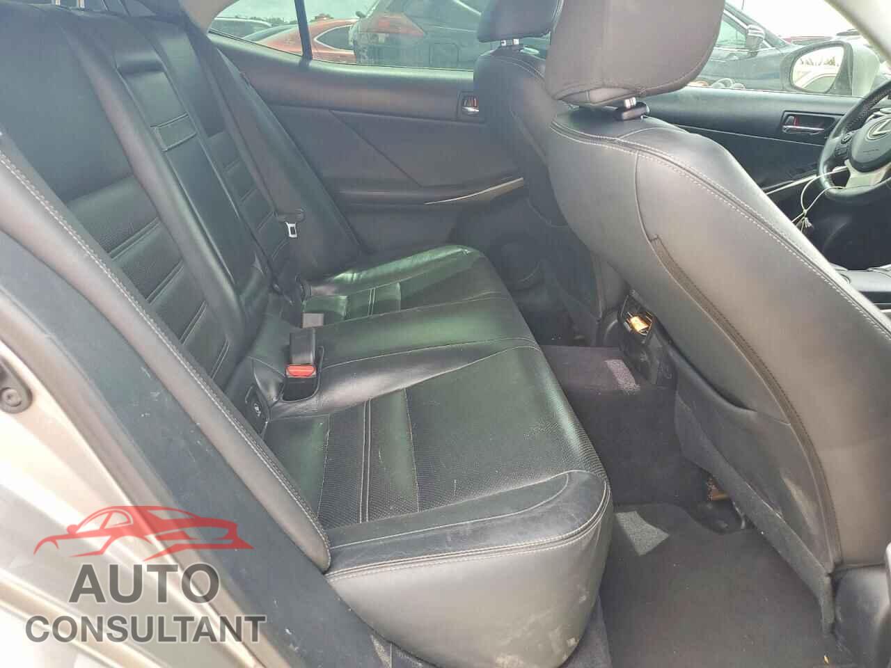 LEXUS IS 2014 - JTHCF1D23E5013167