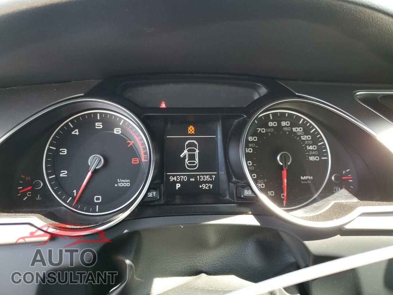 AUDI A5 2013 - WAUCFAFH8DN001675