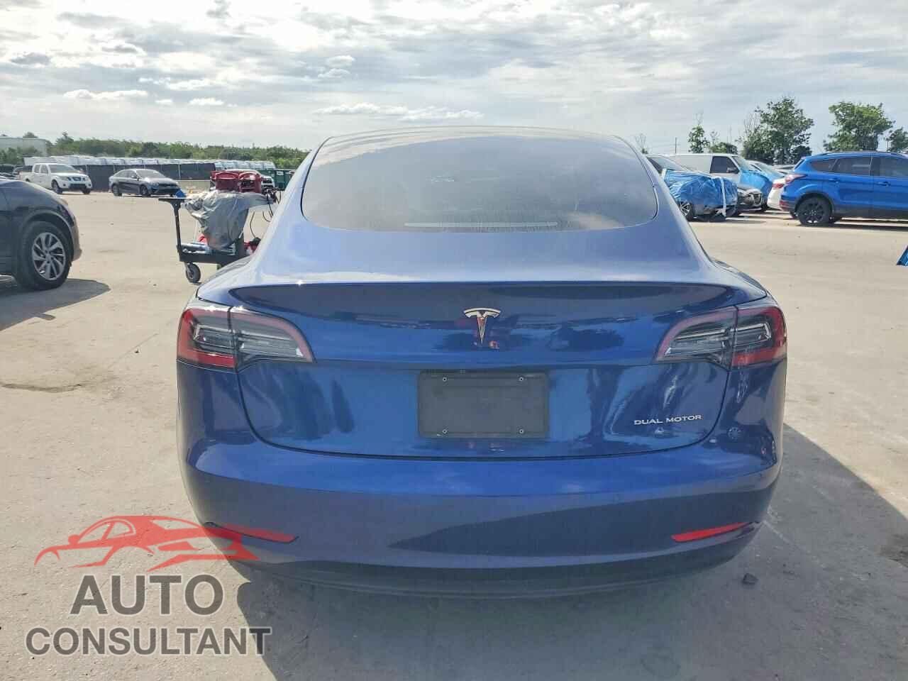 TESLA MODEL 3 2021 - 5YJ3E1EB8MF855907