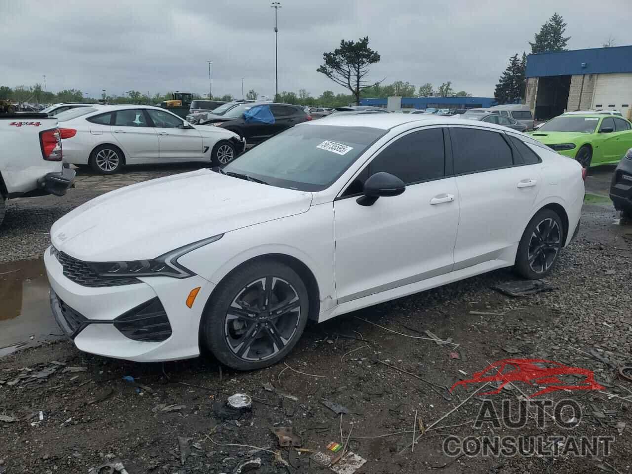 KIA K5 2023 - 5XXG64J21PG221250
