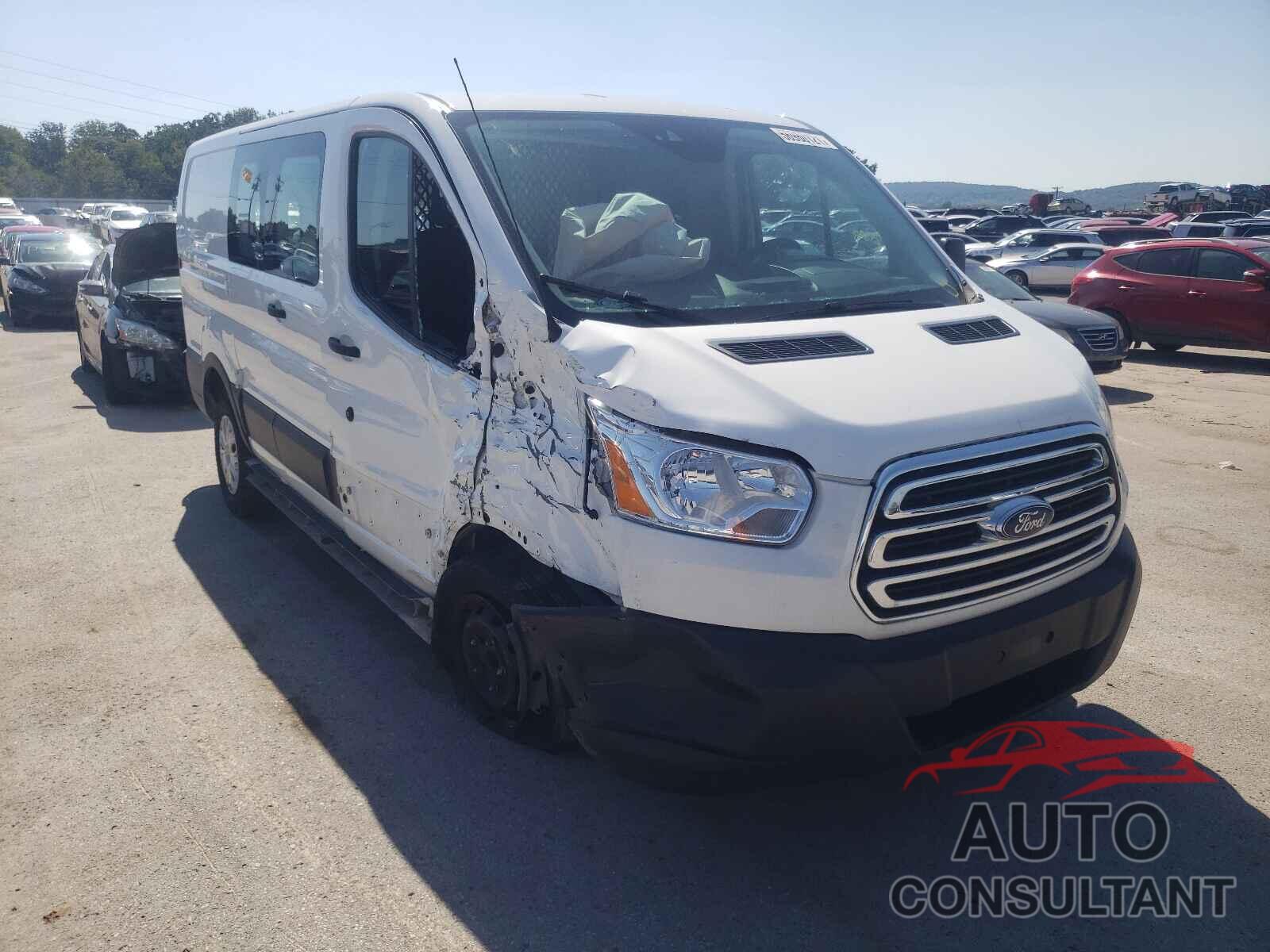 FORD TRANSIT CO 2019 - 1FTYR1ZM5KKB36569