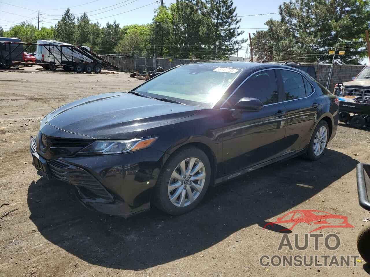 TOYOTA CAMRY 2018 - 4T1B11HK3JU112153