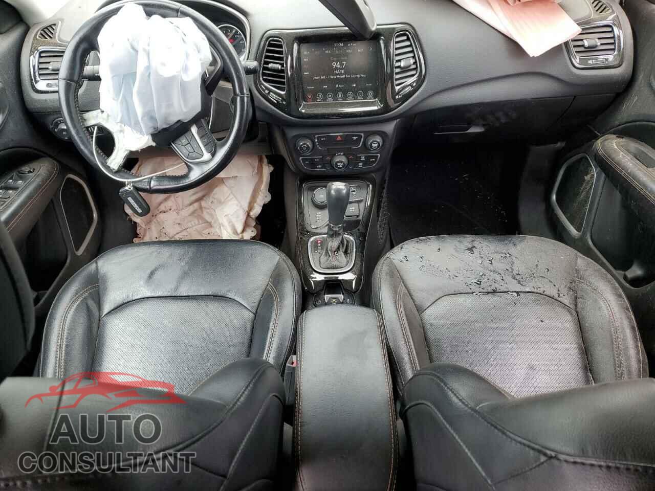 JEEP COMPASS 2019 - 3C4NJDCB8KT826933