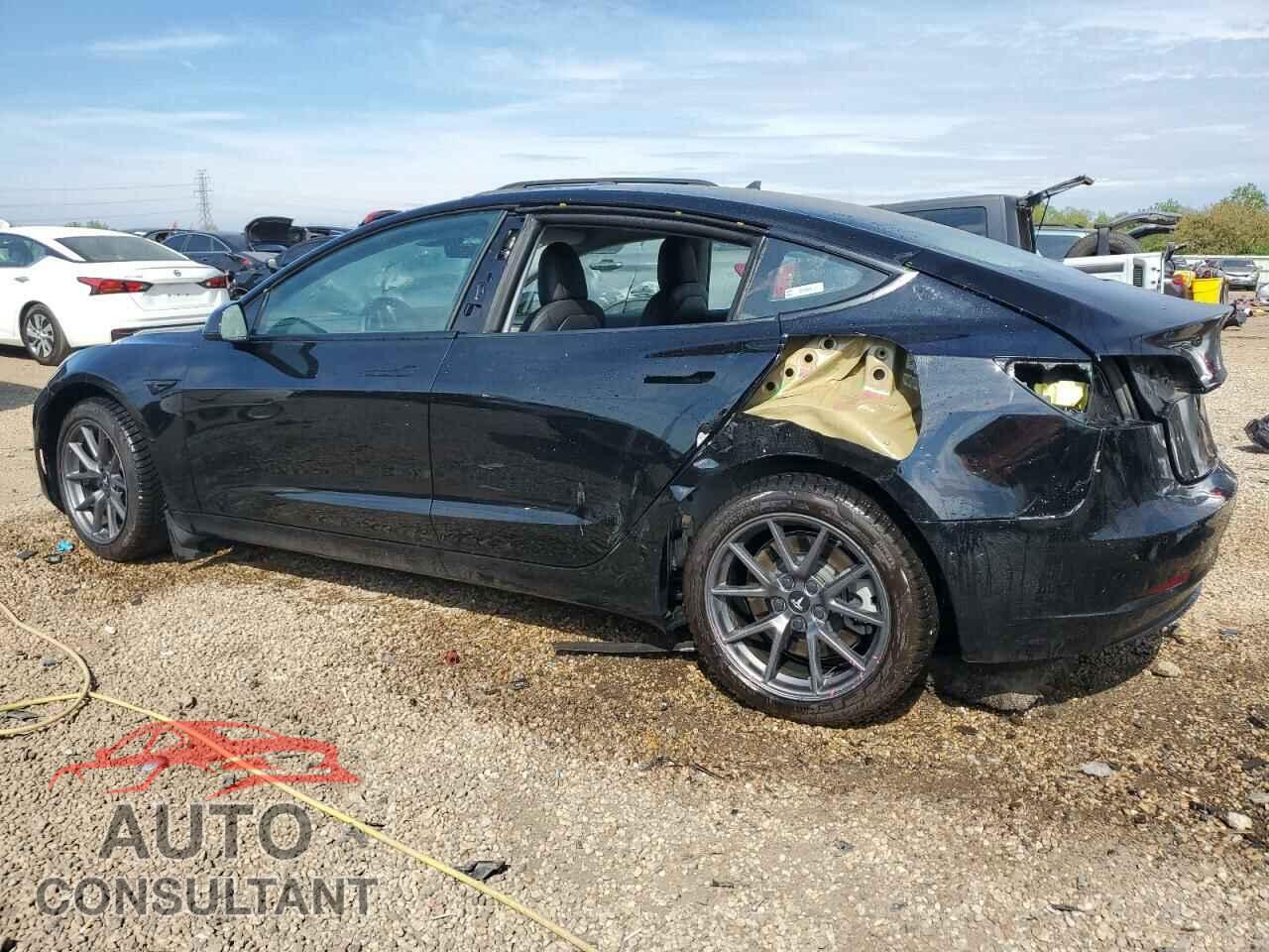 TESLA MODEL 3 2021 - 5YJ3E1EAXMF056864
