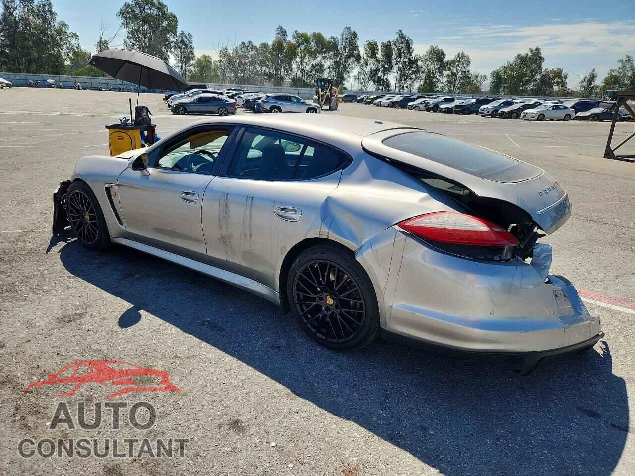 PORSCHE PANAMERA 2013 - WP0AA2A75DL010312