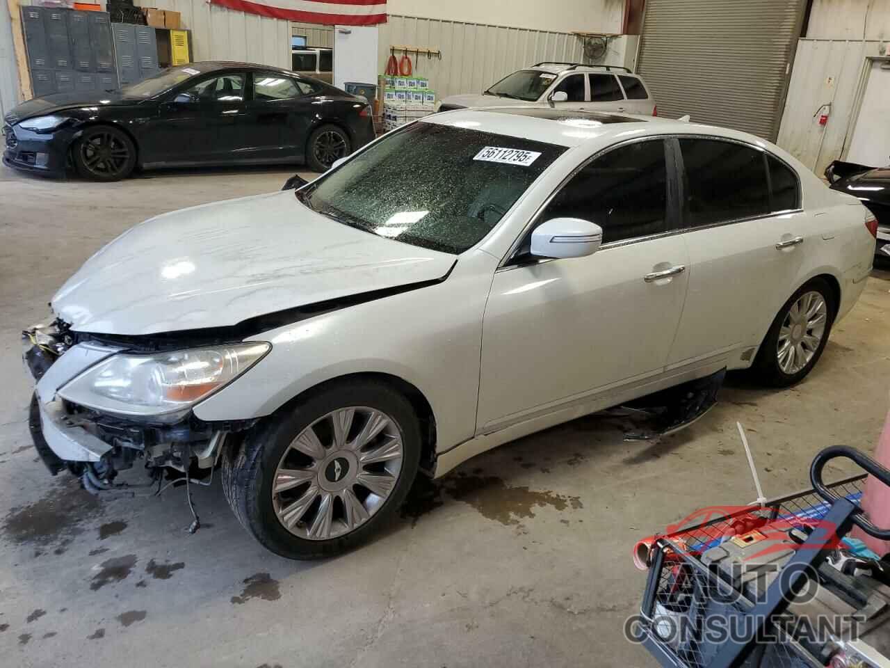 HYUNDAI GENESIS 2011 - KMHGC4DE3BU113080