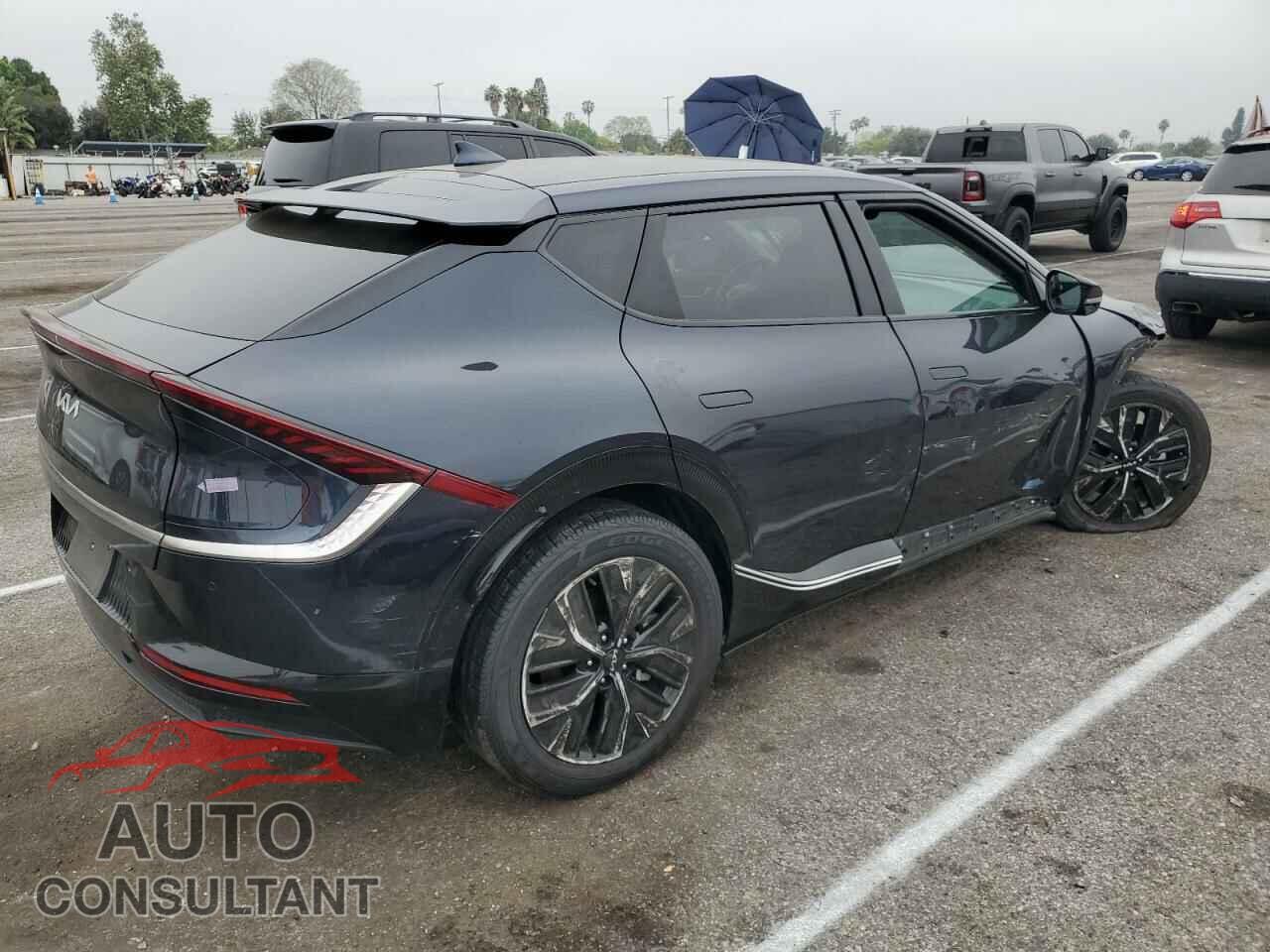 KIA EV6 LIGHT 2023 - KNDC34LA4P5111924