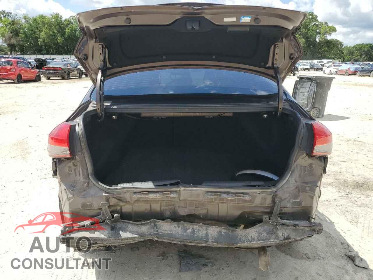 KIA FORTE 2017 - 3KPFK4A75HE018357