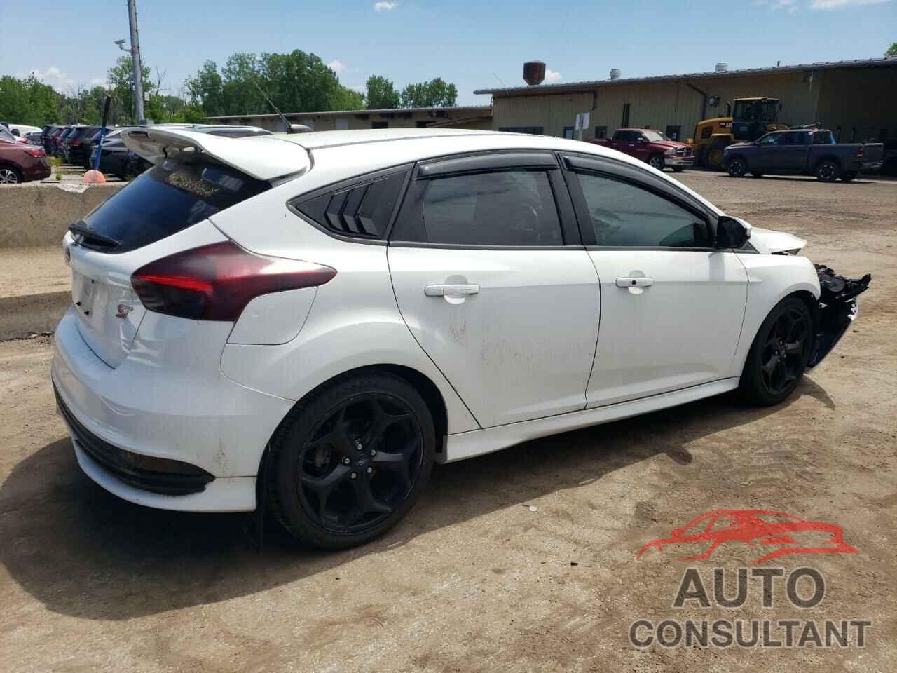 FORD FOCUS 2016 - 1FADP3L92GL308746