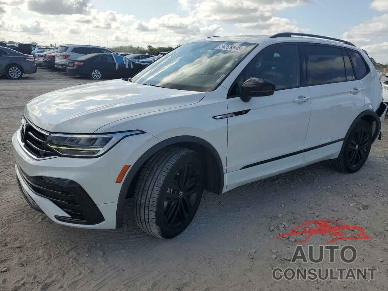VOLKSWAGEN TIGUAN 2022 - 3VVCB7AX1NM080975
