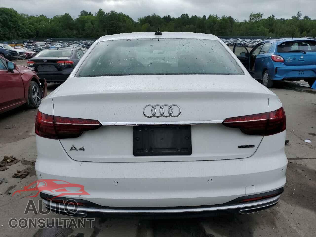 AUDI A4 2022 - WAUDAAF4XNN005213