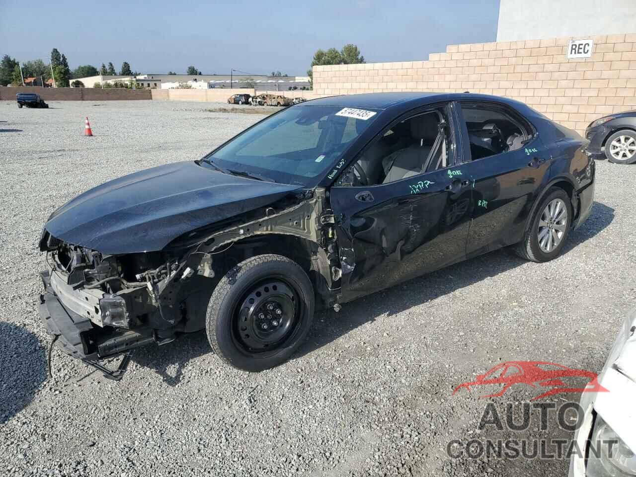 TOYOTA CAMRY 2019 - 4T1B11HK1KU728676