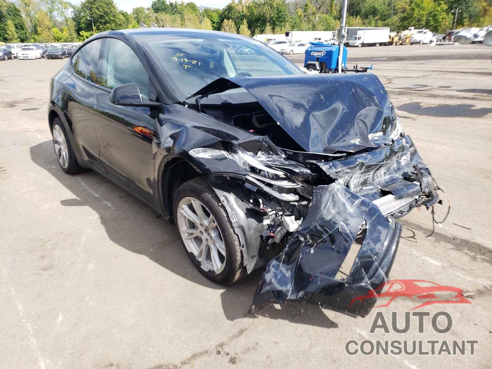 TESLA MODEL Y 2021 - 5YJYGDEE1MF067546