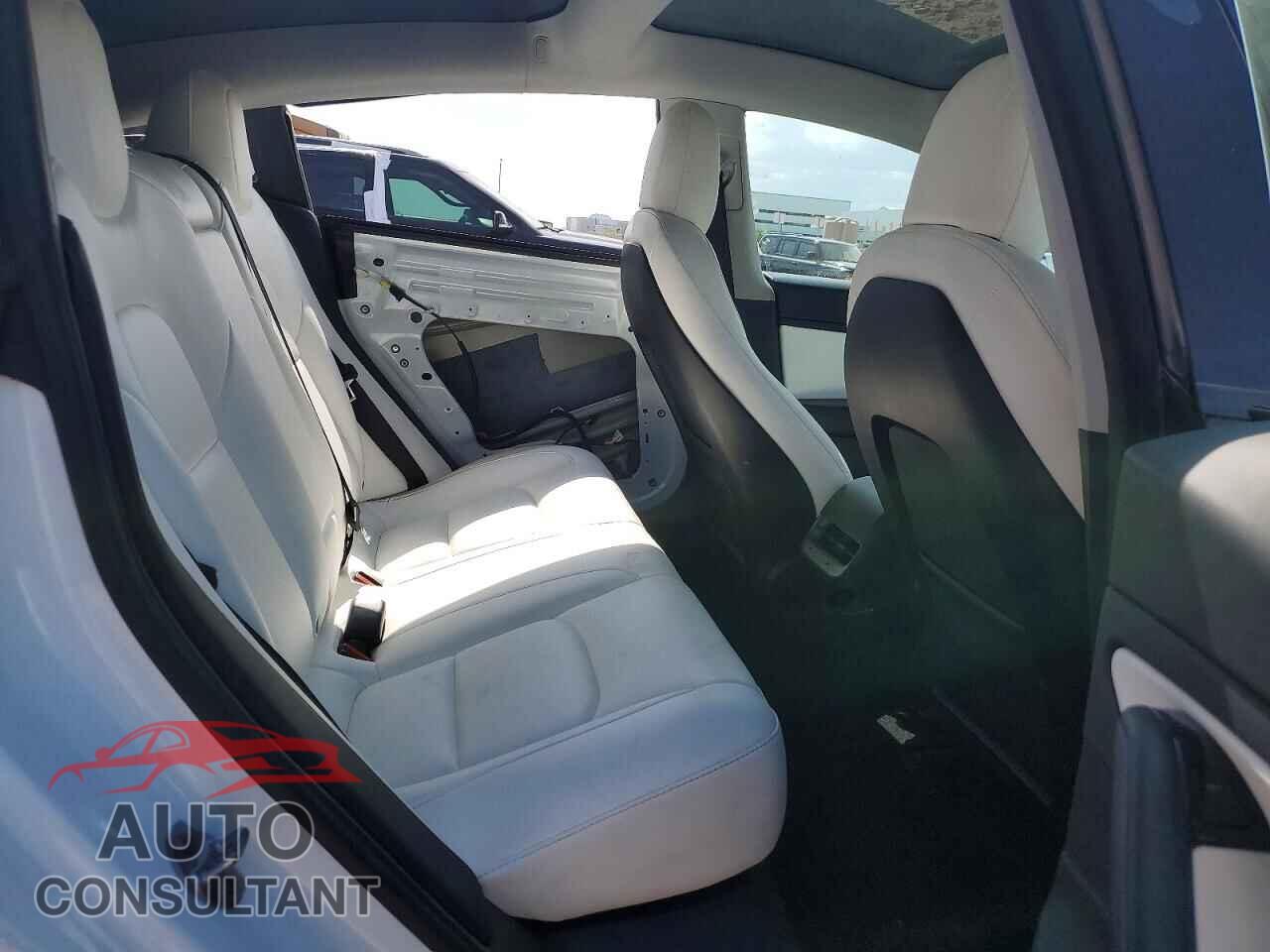 TESLA MODEL 3 2020 - 5YJ3E1EA8LF806616