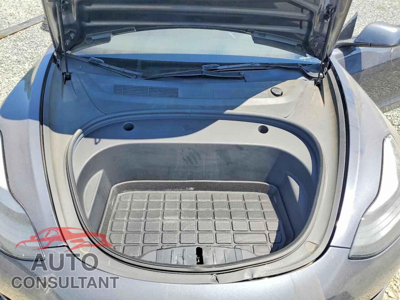 TESLA MODEL 3 2023 - 5YJ3E1EA2PF664110