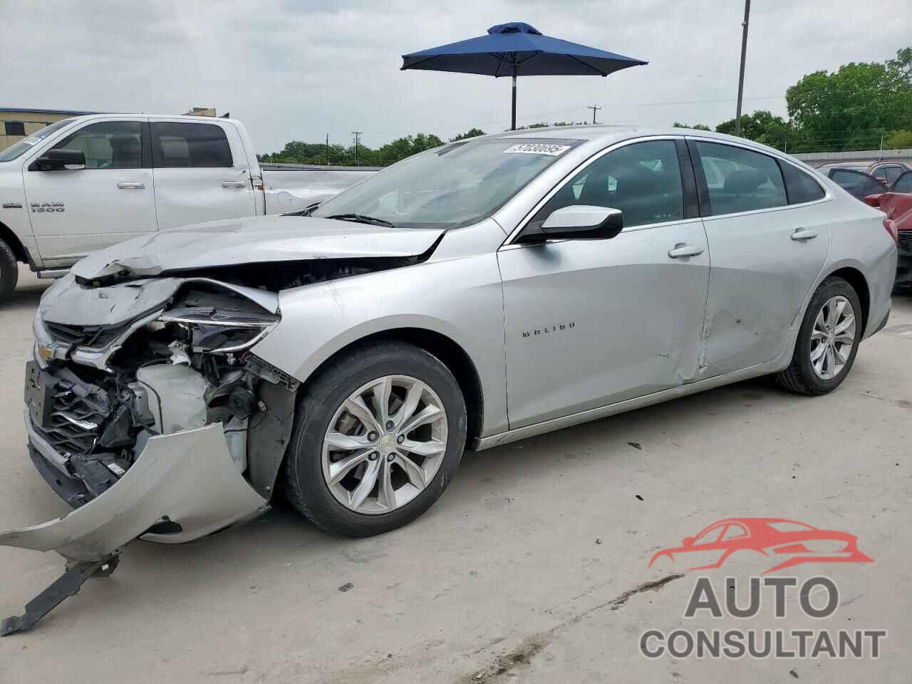 CHEVROLET MALIBU 2021 - 1G1ZD5ST1MF062745