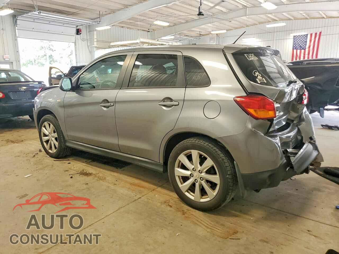 MITSUBISHI OUTLANDER 2015 - 4A4AR3AU7FE020764