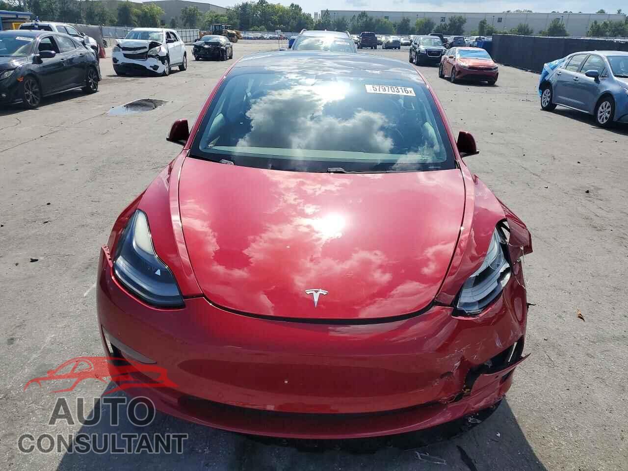 TESLA MODEL 3 2021 - 5YJ3E1EA9MF047136
